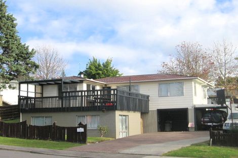 Photo of property in 50 Hartley Terrace, Massey, Auckland, 0614