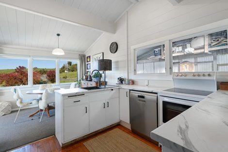 Photo of property in 12 Taumata Road, Pyes Pa, Tauranga, 3173