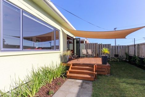 Photo of property in 20 Ngaio Street, Strandon, New Plymouth, 4312