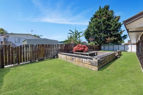 Photo of property in 37a Sikkim Crescent, Clover Park, Auckland, 2019