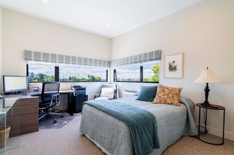 Photo of property in 142 Lake Crescent, Hamilton Lake, Hamilton, 3204