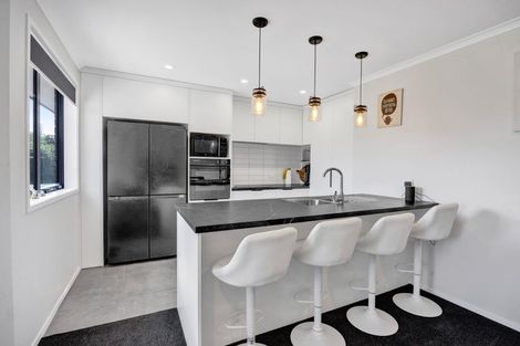 Photo of property in 202 Turuturu Road, Hawera, 4674