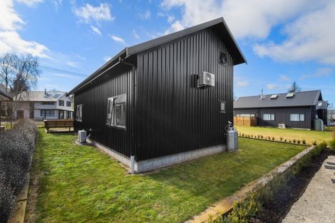 Photo of property in 4 Lee Street, Ohakune, 4625