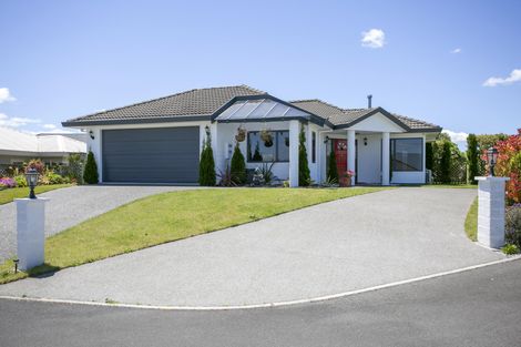 Photo of property in 17 Whetu Place, Nukuhau, Taupo, 3330