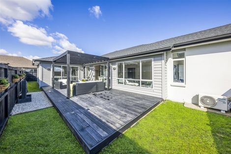 Photo of property in 18 Paso Fino Crescent, Karaka, Papakura, 2113