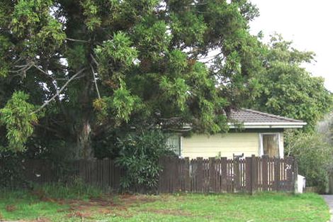 Photo of property in 21 Ranui Avenue, Ranui, Auckland, 0612