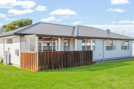 Photo of property in 10a Branksome Place, Parklands, Christchurch, 8083