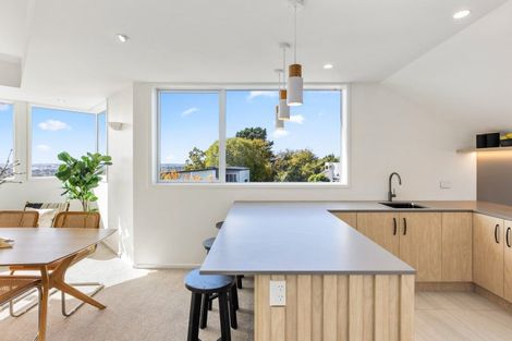 Photo of property in 1 Overdale Drive, Cashmere, Christchurch, 8022