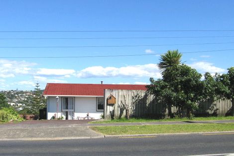Photo of property in 60 Carlisle Road, Browns Bay, Auckland, 0630