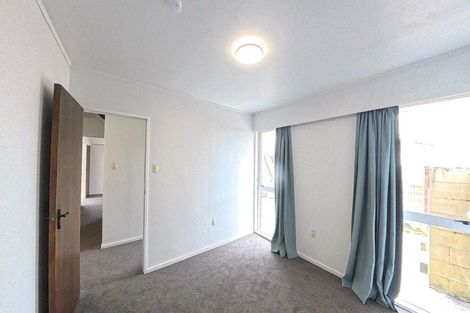 Photo of property in 11 Anaru Place, Awapuni, Palmerston North, 4412