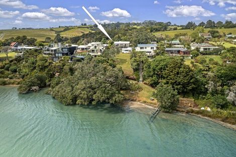 Photo of property in 13 Okura River Road, Okura, Albany, 0792