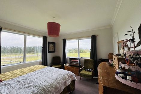 Photo of property in 136 Derham Road, Te Horo, Otaki, 5581