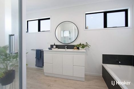 Photo of property in 16 Moet Crescent, Waihi Beach, 3611