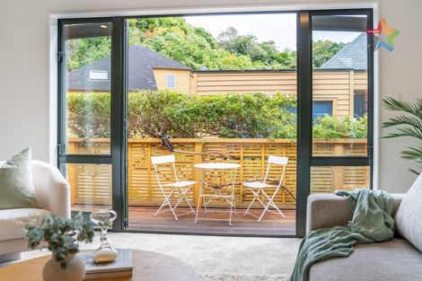 Photo of property in 8 Futuna Close, Karori, Wellington, 6012