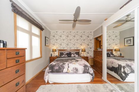 Photo of property in 730 Tremaine Avenue, Palmerston North, 4414