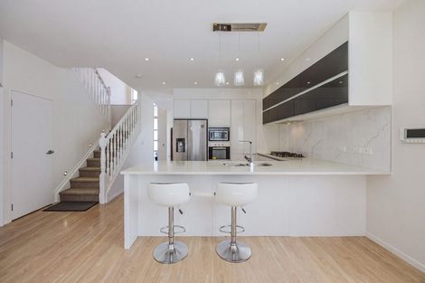 Photo of property in 10 Helianthus Avenue, Flat Bush, Auckland, 2019