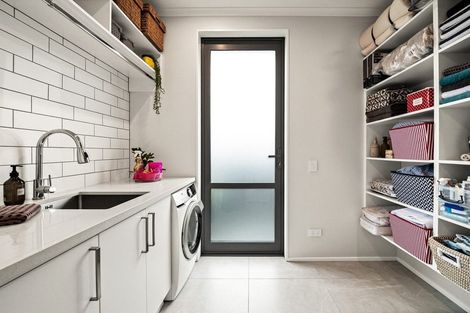 Photo of property in 6 Montecillo Lane, Mornington, Dunedin, 9011