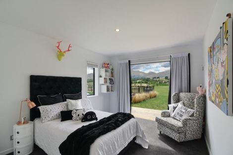 Photo of property in 36 Domain Road, Speargrass Flat, Queenstown, 9371