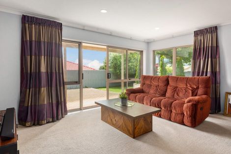 Photo of property in 3a Cobbe Place, Pomare, Rotorua, 3015