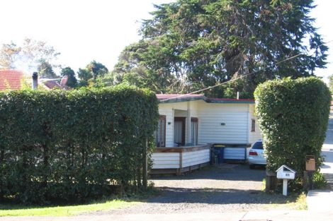 Photo of property in 65 Kaurilands Road, Titirangi, Auckland, 0604