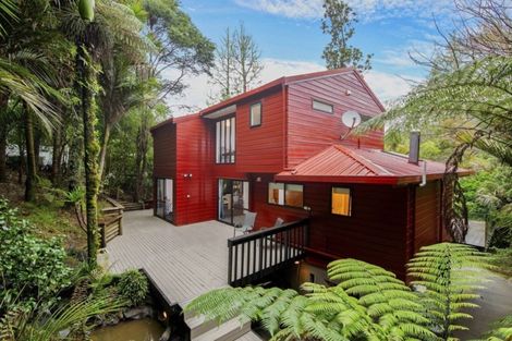 Photo of property in 64 Wood Bay Road, Titirangi, Auckland, 0604