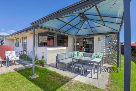 Photo of property in 2/25 Stead Crescent, Stoke, Nelson, 7011