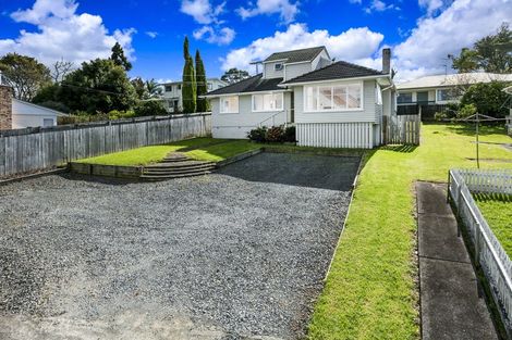 Photo of property in 2/13 Manuka Road, Bayview, Auckland, 0629
