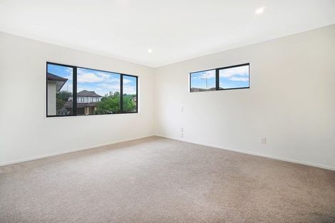 Photo of property in 20 Speyside Crescent, Flat Bush, Auckland, 2016