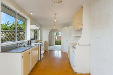 Photo of property in 2 Priscilla Crescent, Melville, Hamilton, 3206