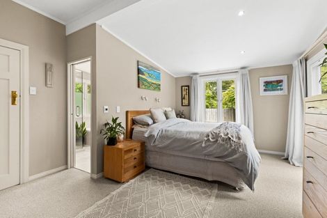 Photo of property in 137 Tauroa Road, Havelock North, 4130