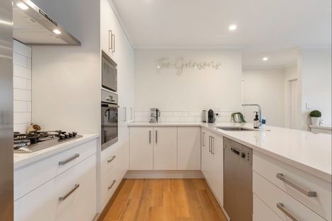 Photo of property in 22 Rire Hau Lane, Pyes Pa, Tauranga, 3112