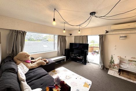 Photo of property in 26 Cyclarama Crescent, Massey, Auckland, 0614