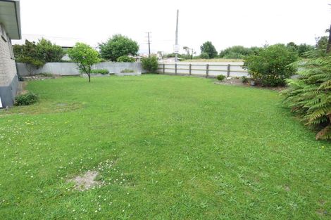 Photo of property in 77 Domett Street, Westport, 7825