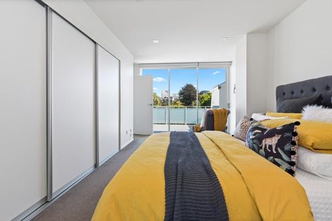 Photo of property in 2/1 Riro Street, Hamilton East, Hamilton, 3216