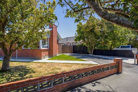 Photo of property in 19 Martbern Crescent, Bishopdale, Christchurch, 8053