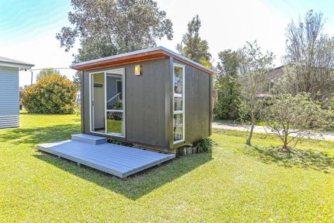 Photo of property in 35 Marlin Place, Whiritoa, Whangamata, 3691