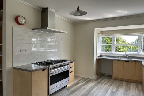 Photo of property in 42 Mckenzie Street, Levin, 5510