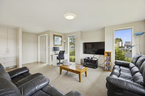 Photo of property in 63 Severn Street, Green Island, Dunedin, 9018