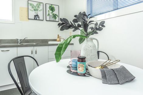 Photo of property in 45 Gloag Street, Waverley, 4510