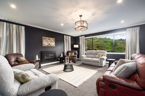 Photo of property in 131 Melksham Drive, Churton Park, Wellington, 6037
