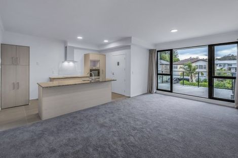 Photo of property in 15/11 Carlos Drive, Flat Bush, Auckland, 2016