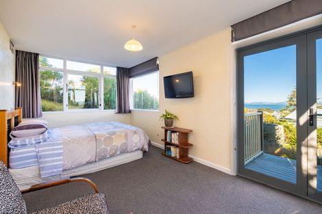 Photo of property in 2 Cobden Road, Bluff Hill, Napier, 4110