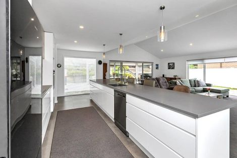 Photo of property in 68 Stace Hopper Drive, One Tree Point, 0118