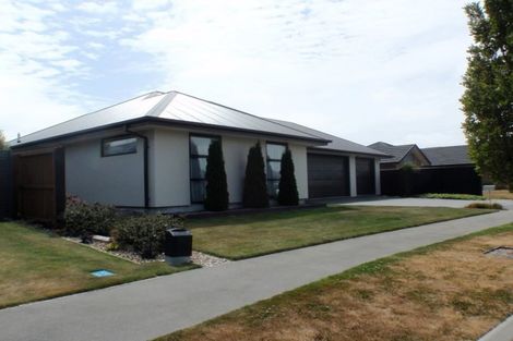 Photo of property in 10 Loeb Place, Rolleston, 7614