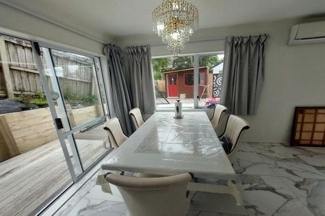 Photo of property in 5/24 Eastglen Road, Glen Eden, Auckland, 0602