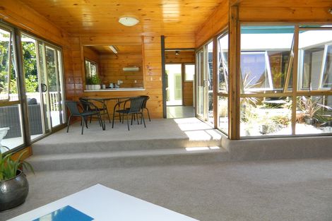 Photo of property in 10 Mission Road, Kerikeri, 0230
