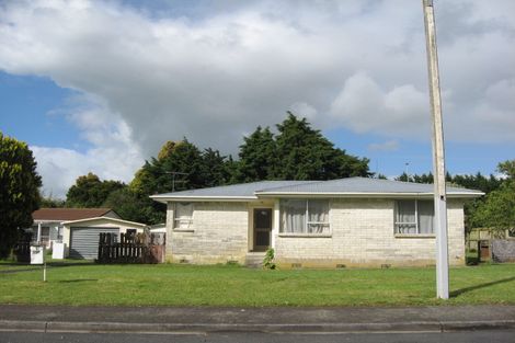 Photo of property in 137 Chichester Drive, Rosehill, Papakura, 2113