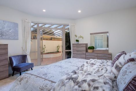 Photo of property in 3/284 Lake Road, Hauraki, Auckland, 0622