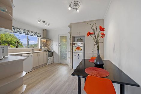 Photo of property in 2/52 Manuka Road, Glenfield, Auckland, 0629