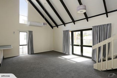 Photo of property in 2/73 Milton Road, Bluff Hill, Napier, 4110